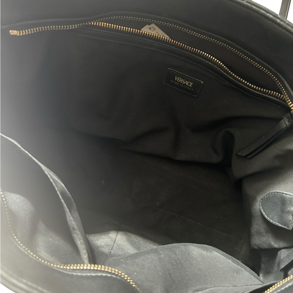 Versace Black Shoulder Medusa Bag - Picture 9 of 11